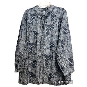Catherine’s Women’s 2X 22/24 Bandana Print Long Sleeve Button Up Blue